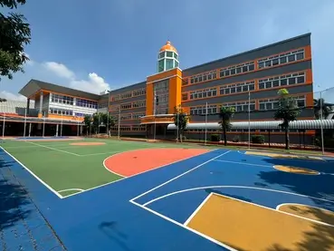 งานทาสีโรงเรียนนานาชาติ